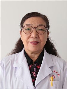 王佳英