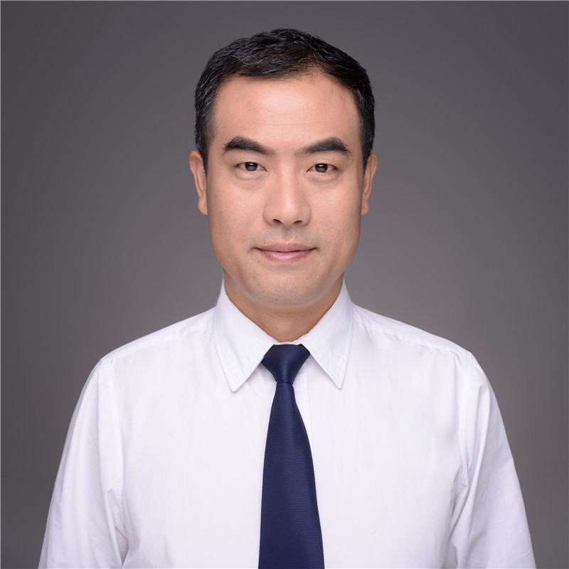 张磊