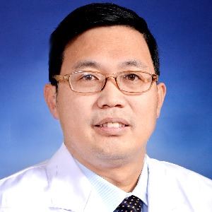 常伟东