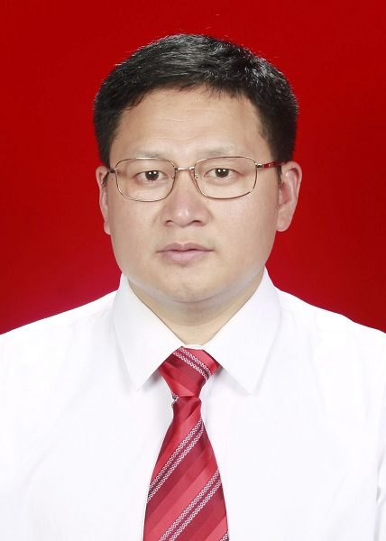 王俊