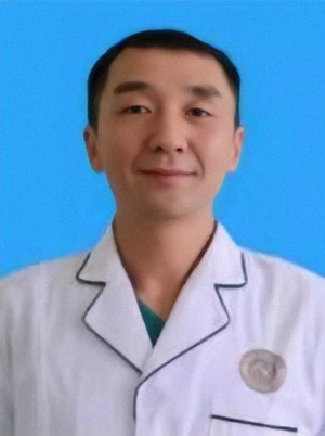 王明