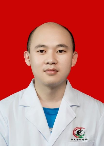 褚青龙