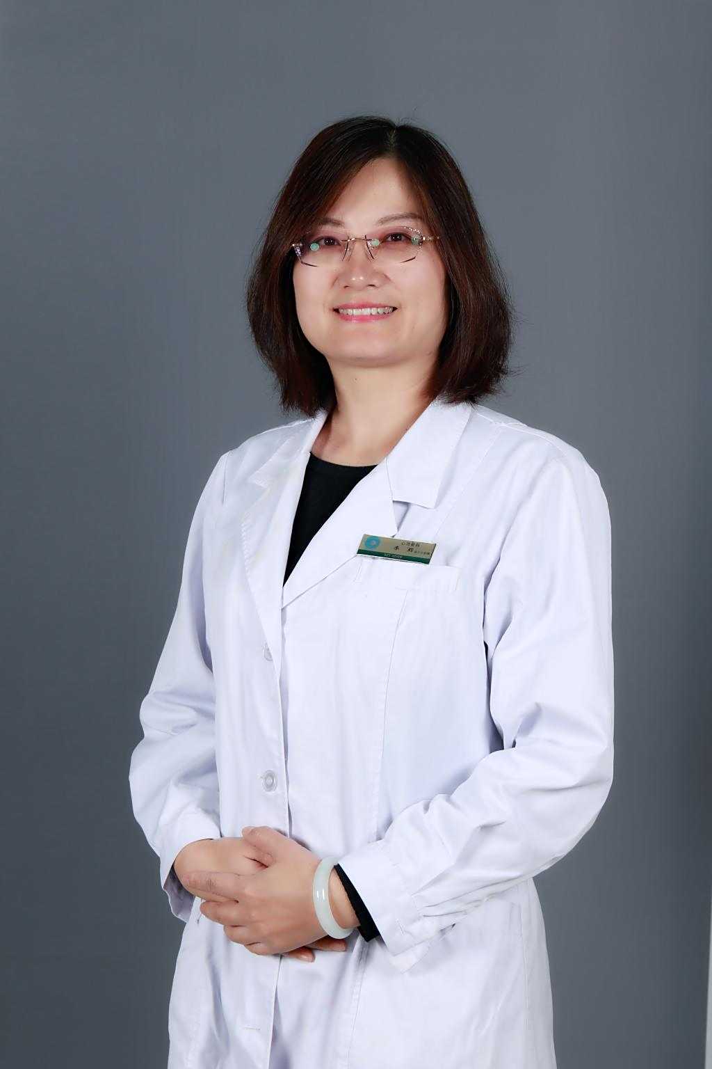 李莉