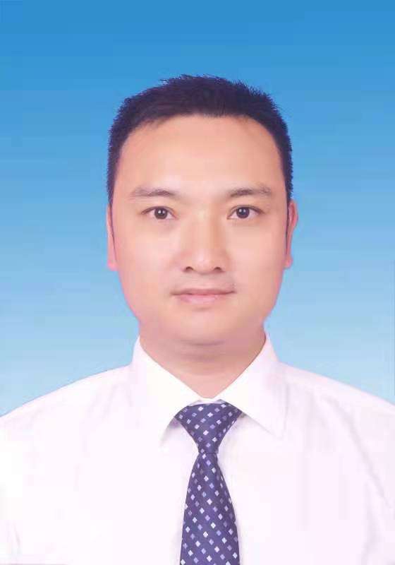 杨昆鹏