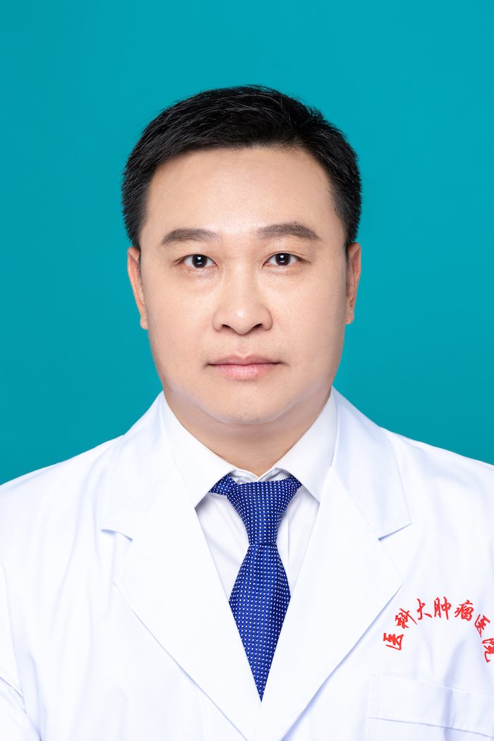 何剑波