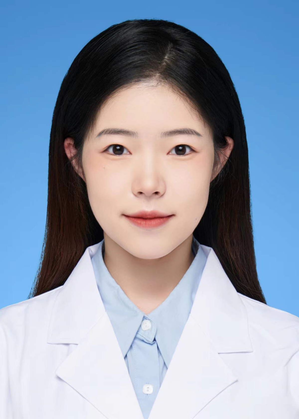 管诗婷
