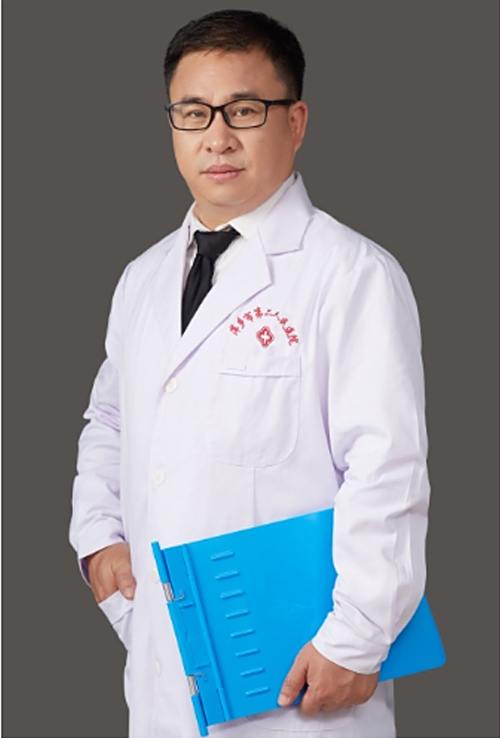 曾建伦医生