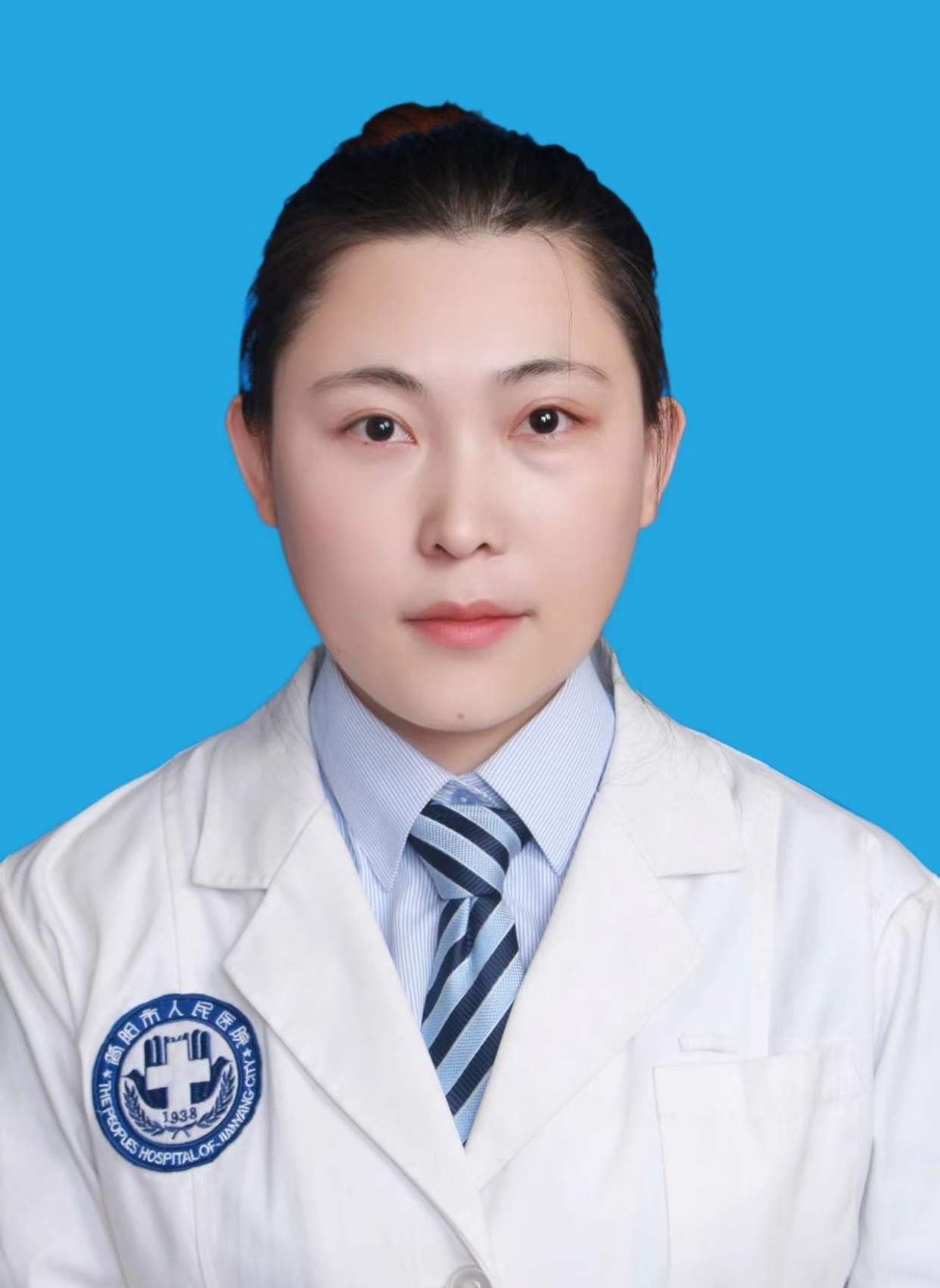 翟凤英
