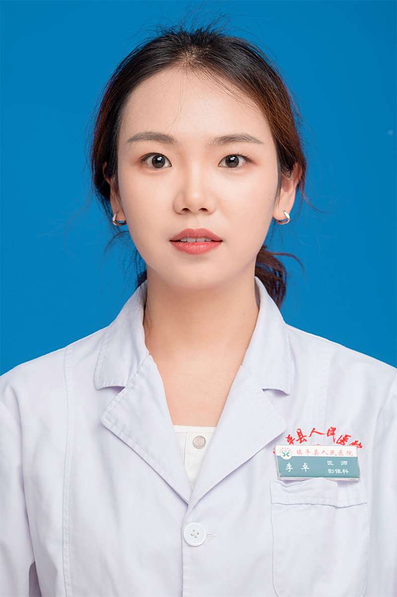 李卓