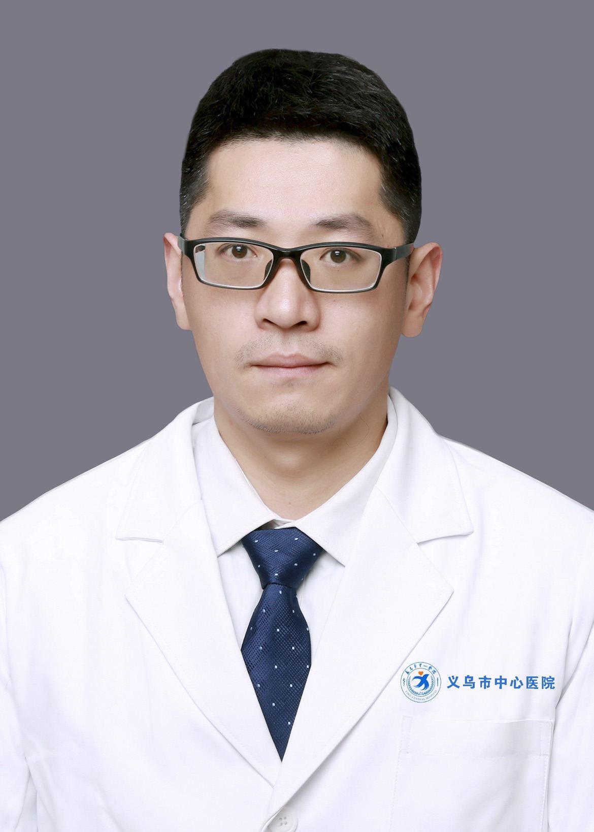 孟康康