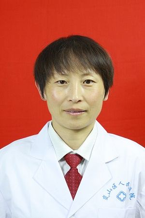 李润霞