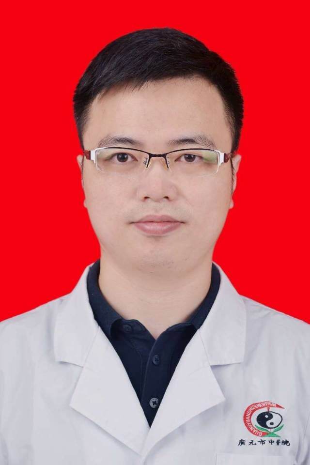 李瓒