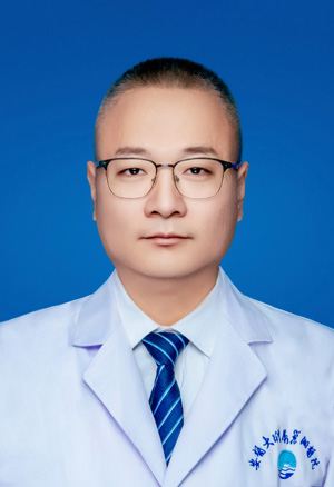 汤晓伟