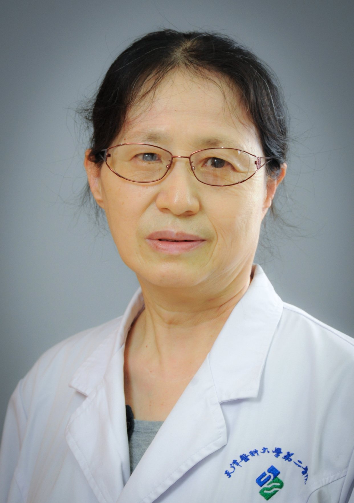 杨静