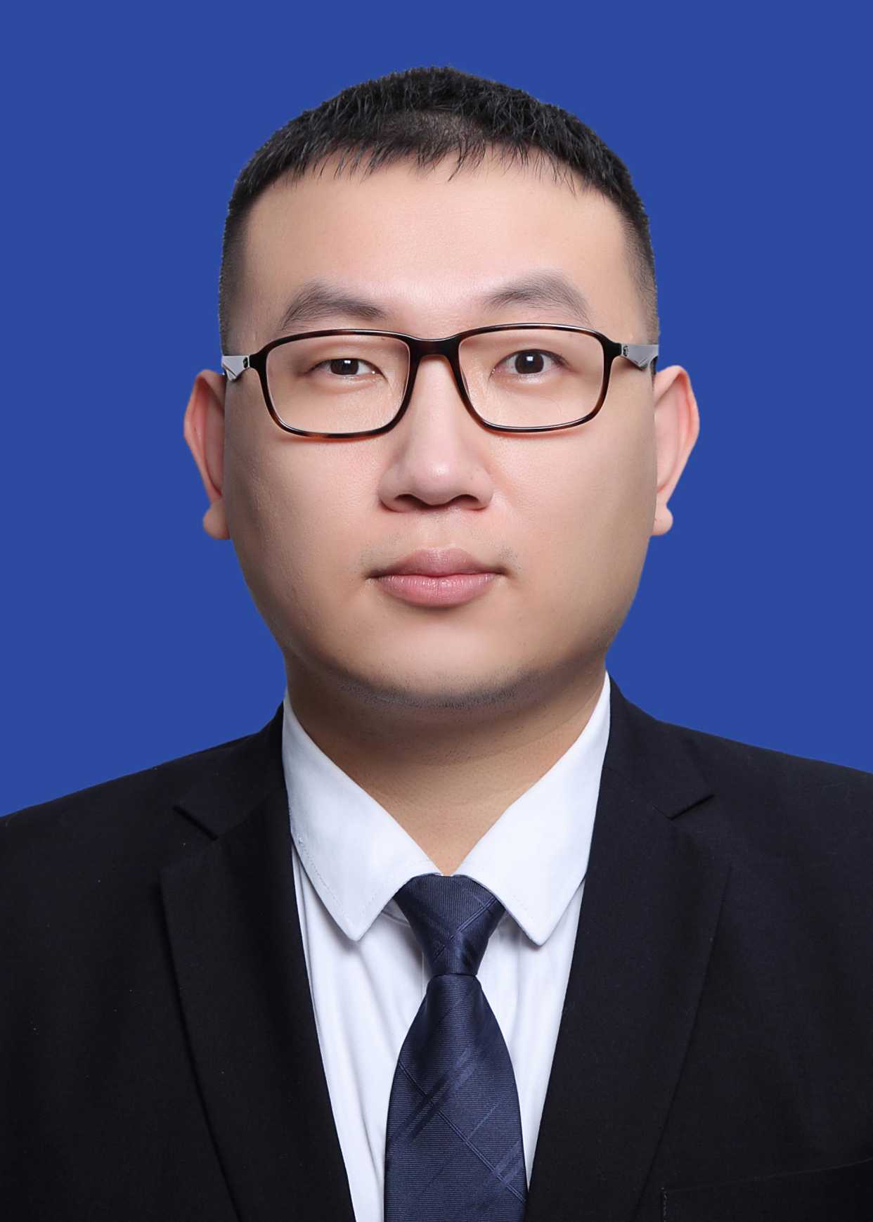 佟业飞
