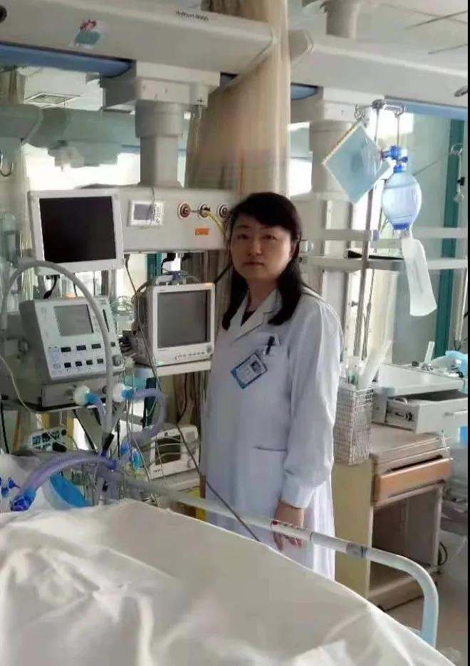 濮娜