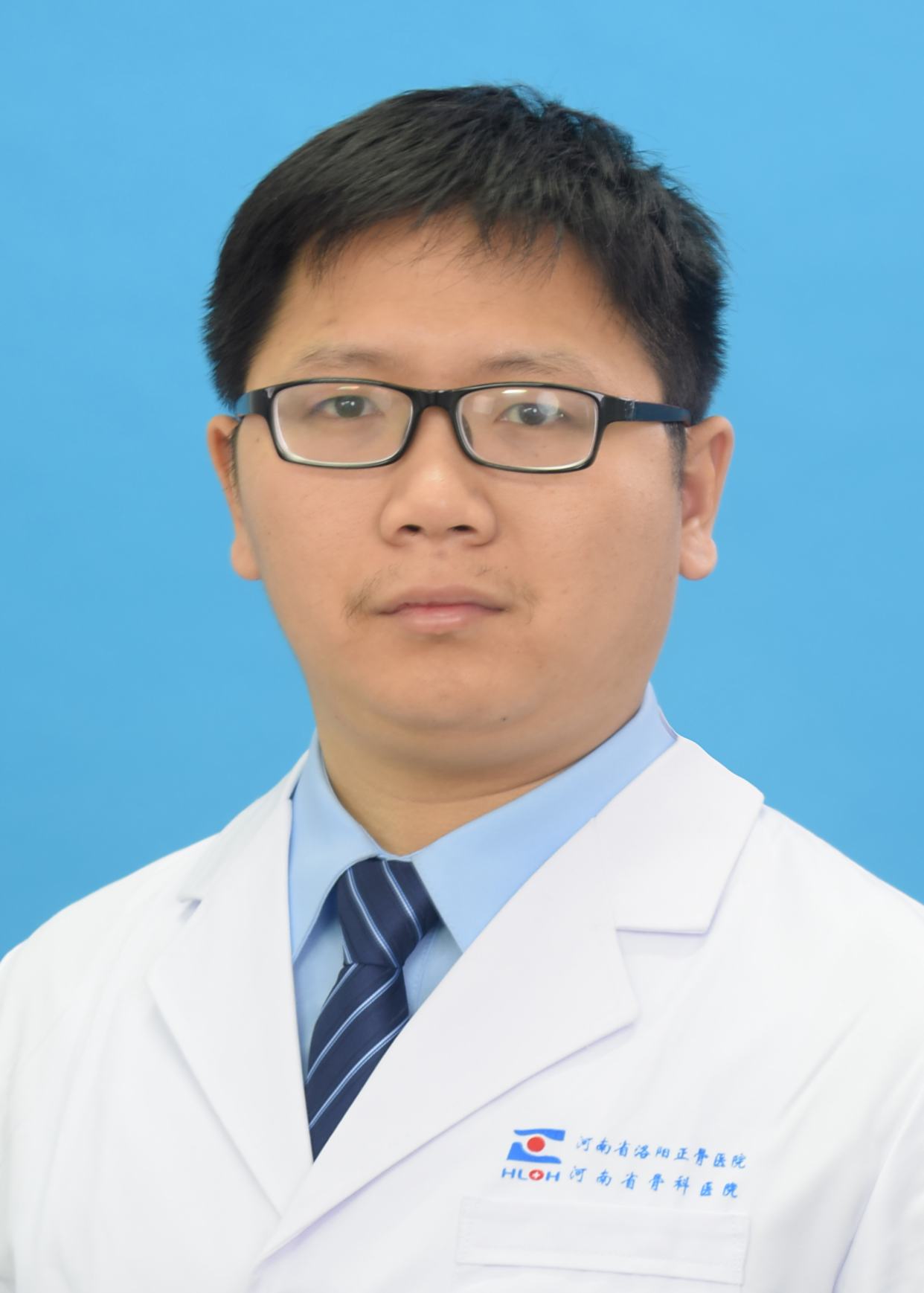 陆成龙