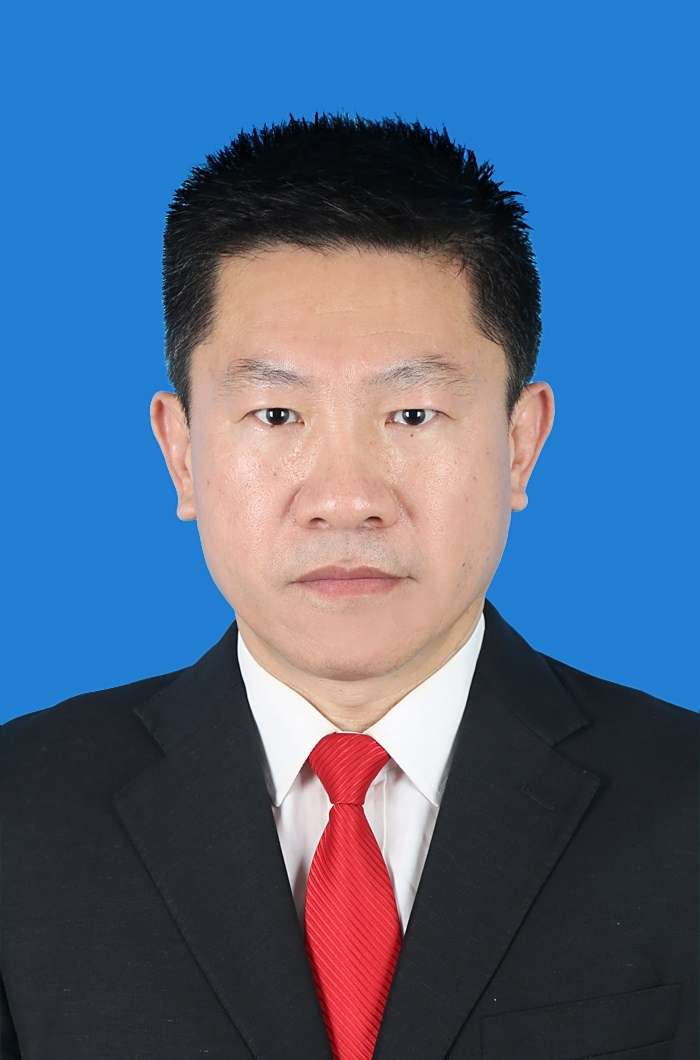王刚