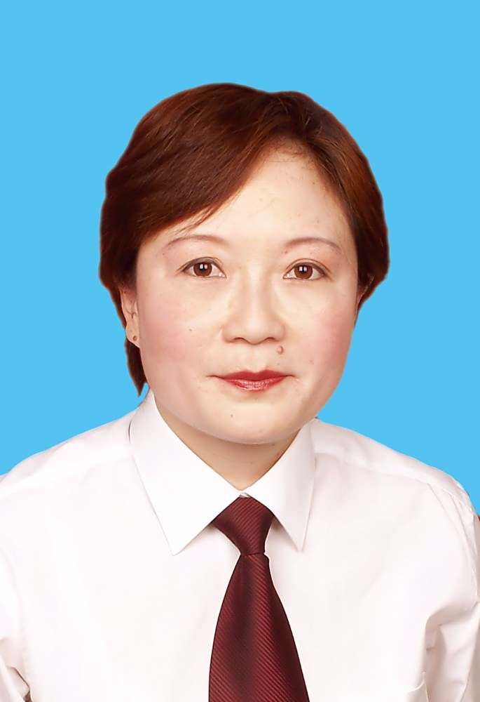 杨萍
