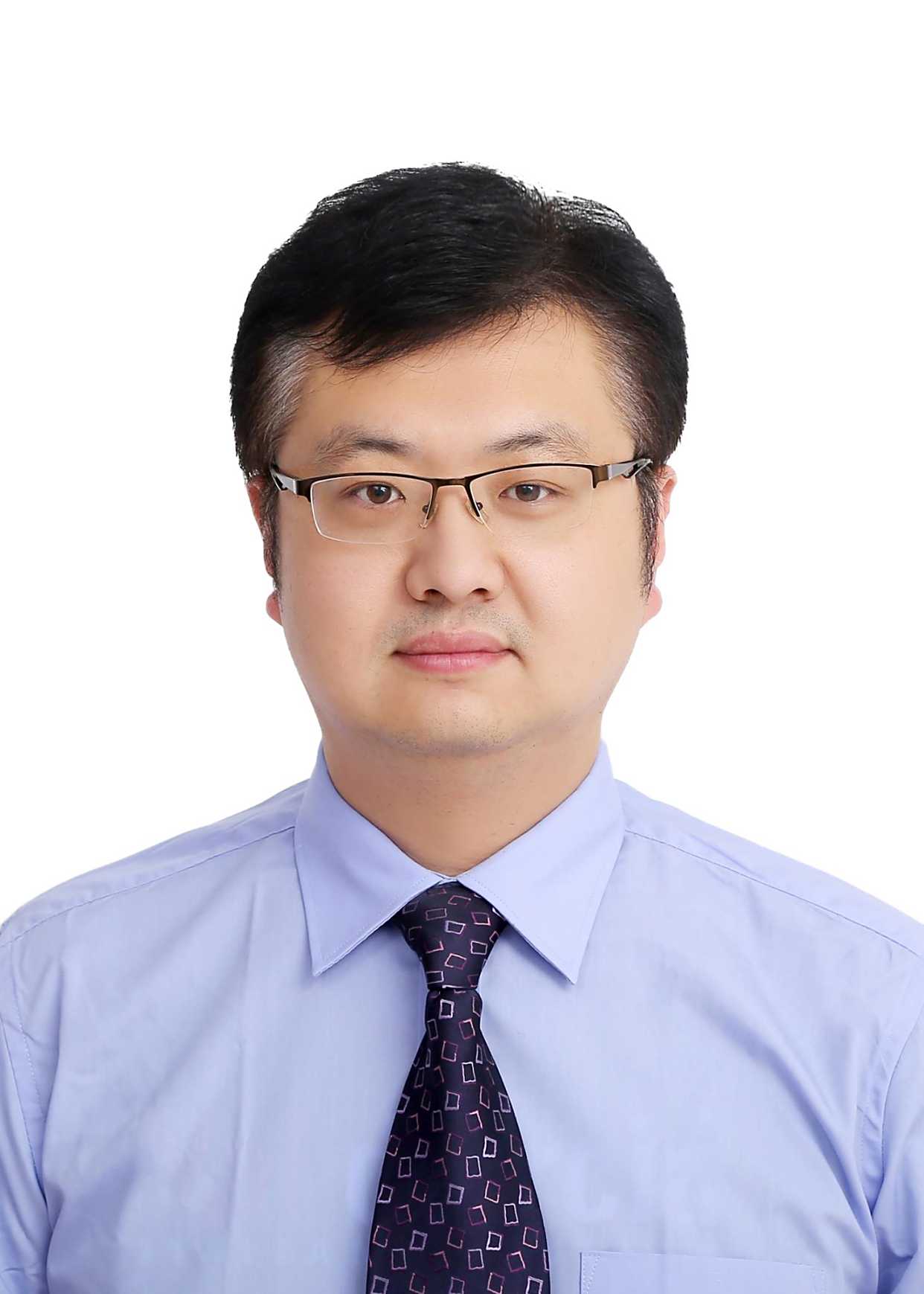 李大伟