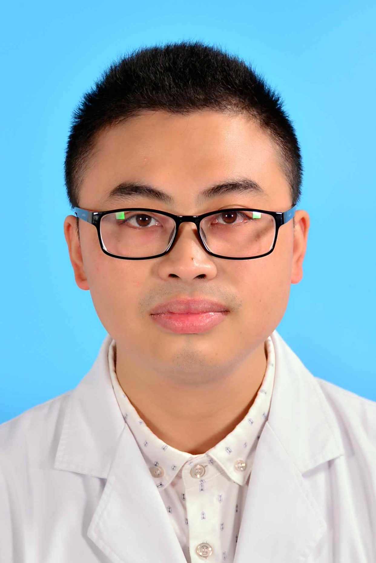 李亚群