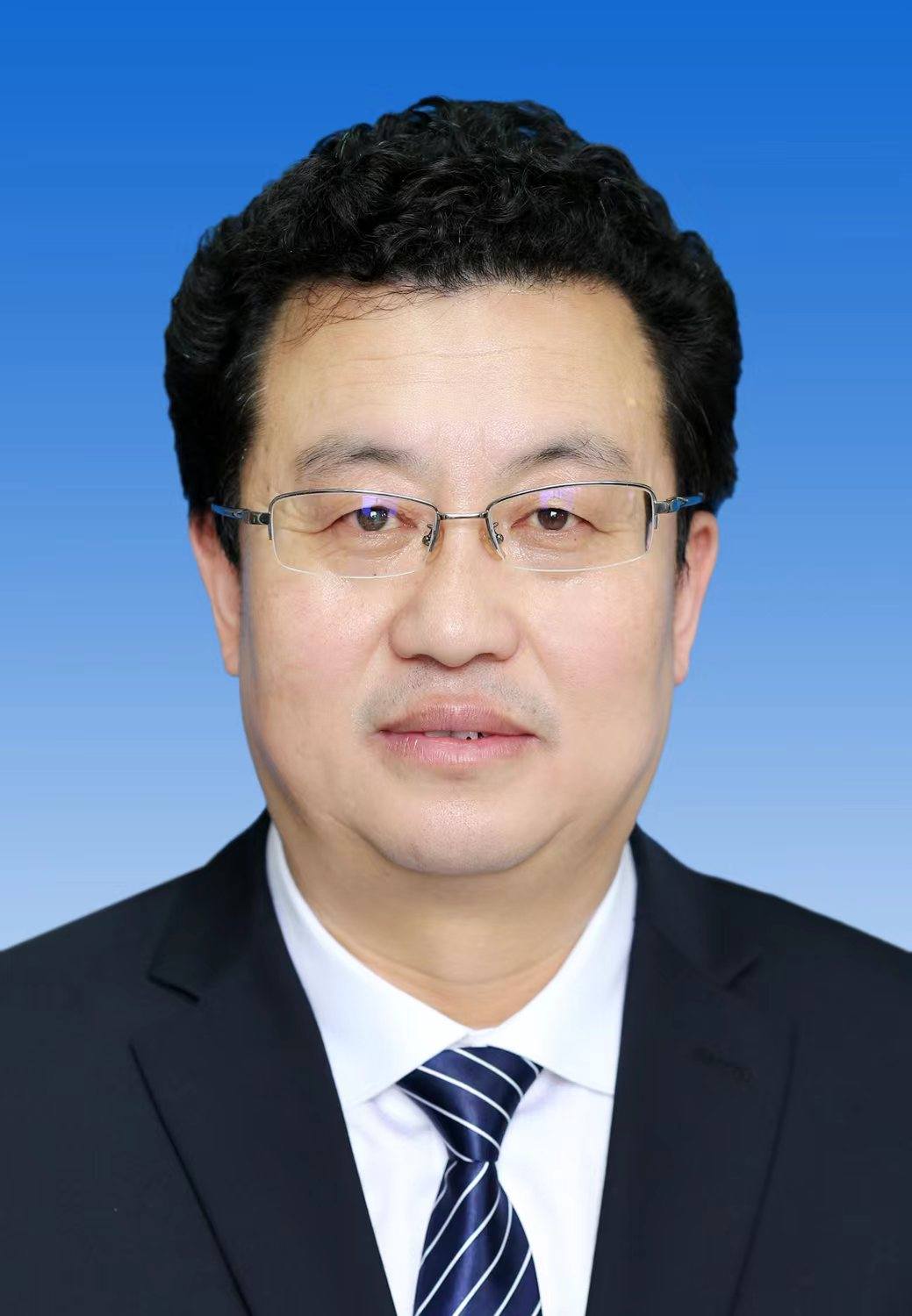 毛富吉