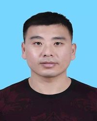 季巍巍