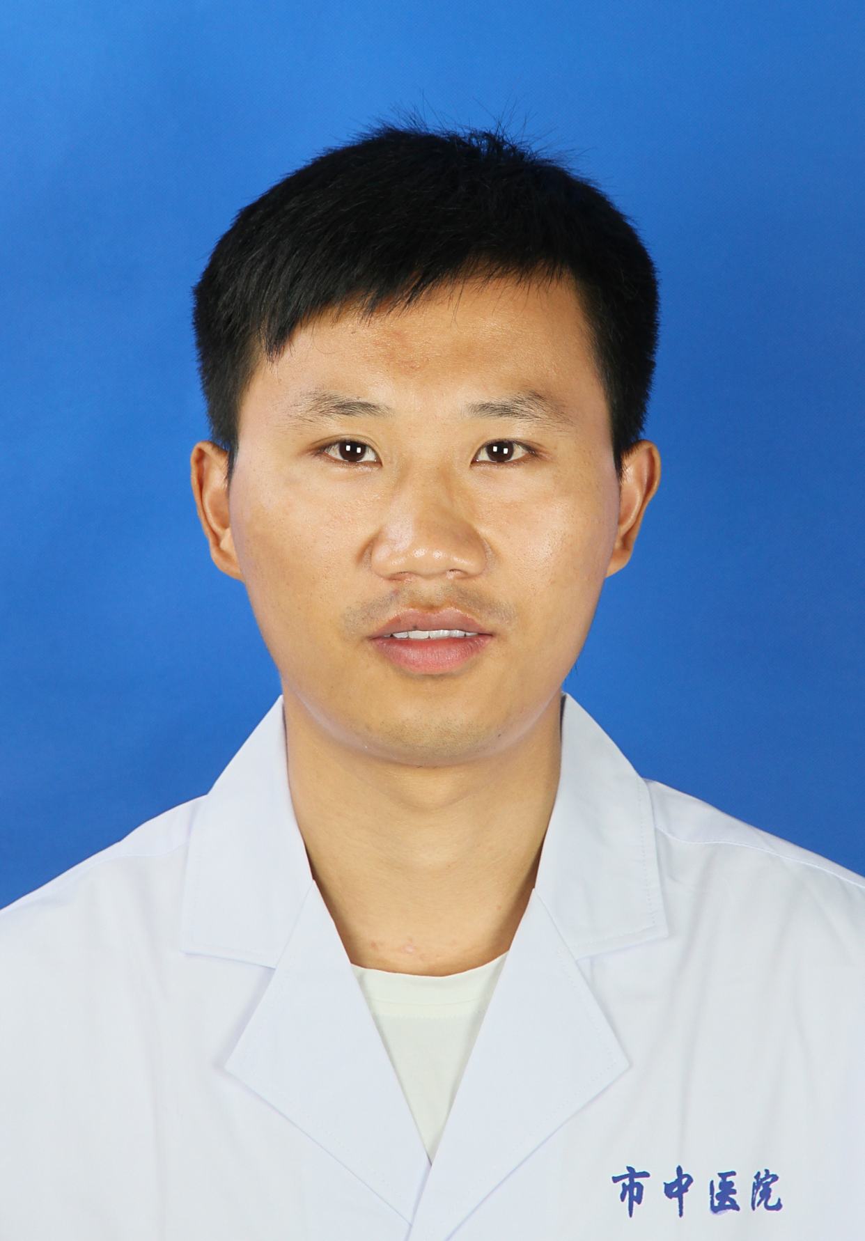 李崇楠