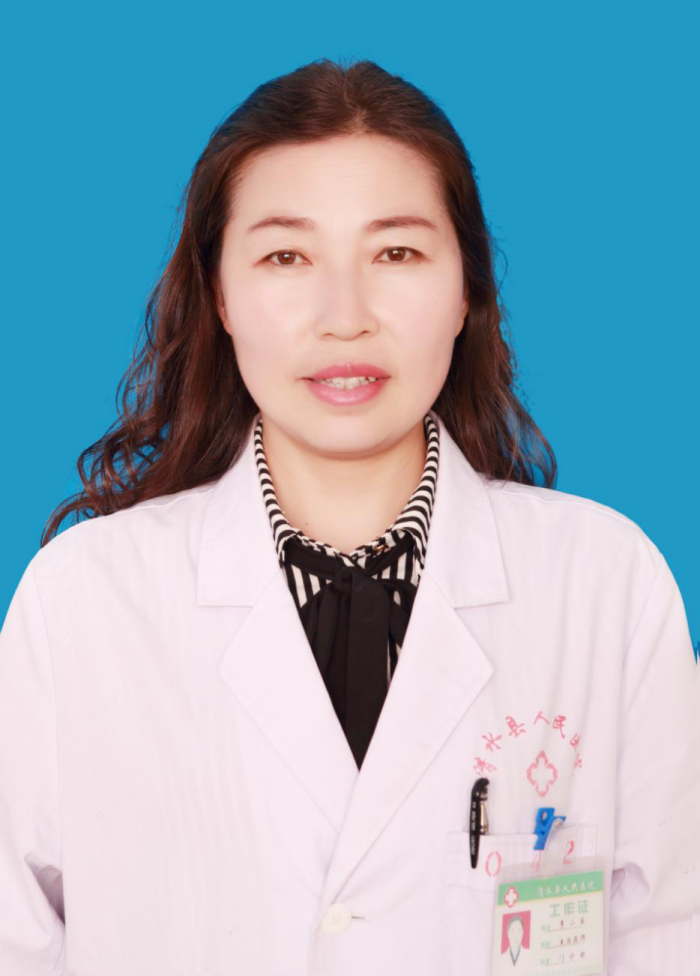 李小英