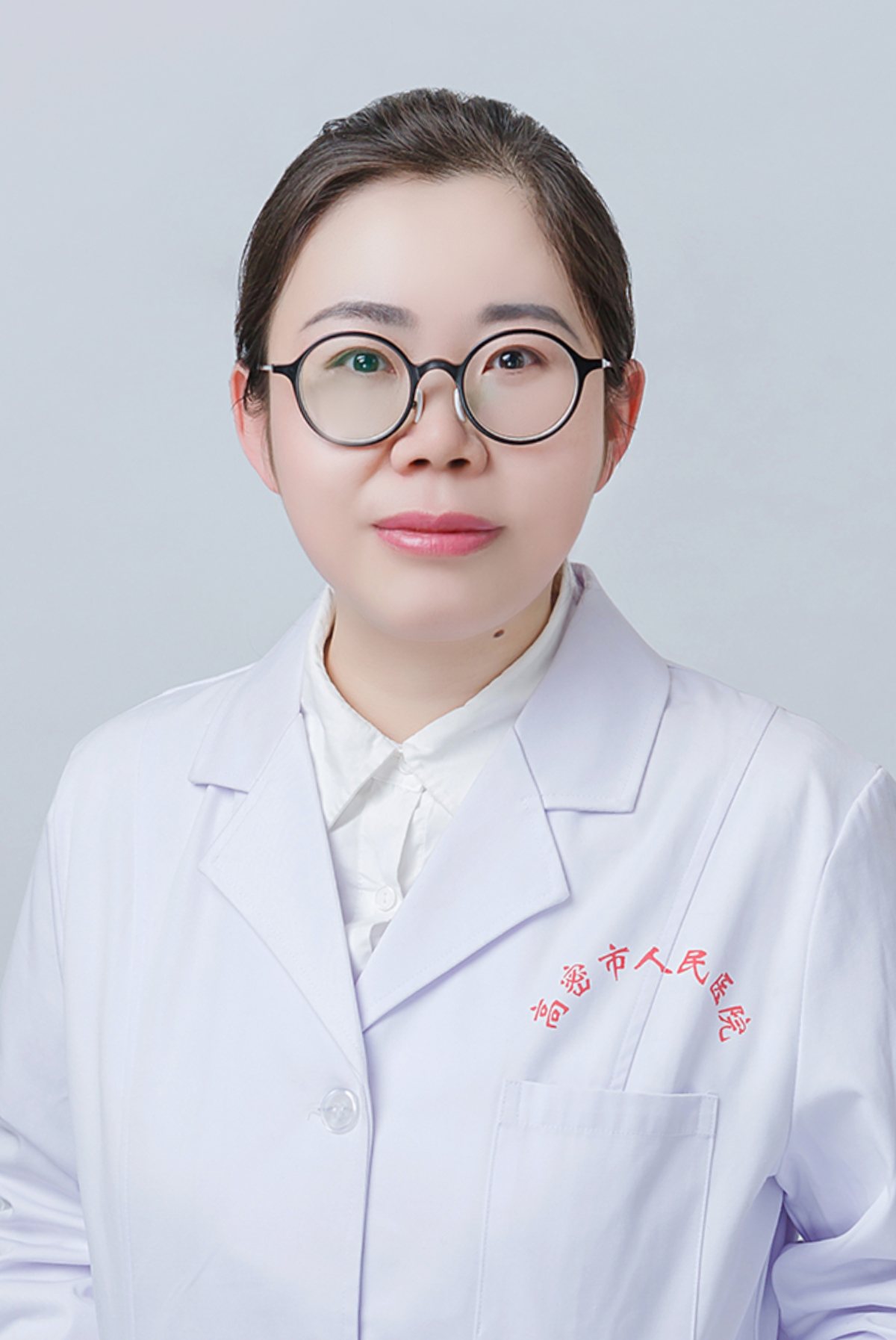 李霞