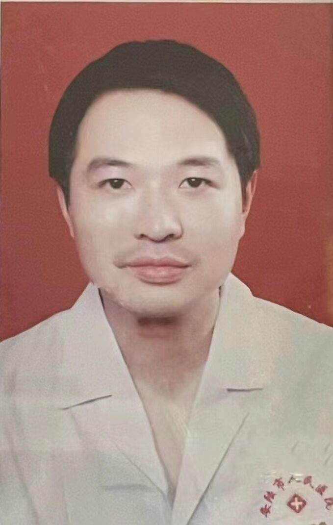 张颖山