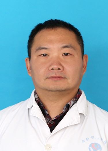 李眸晗