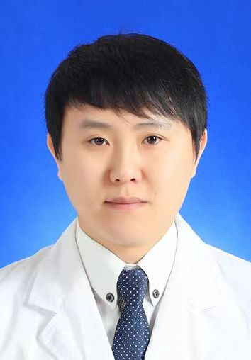 李英彪