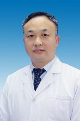 杨卫臣