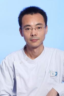 滕立群