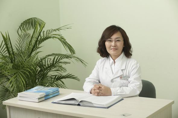 杨莉莉医生