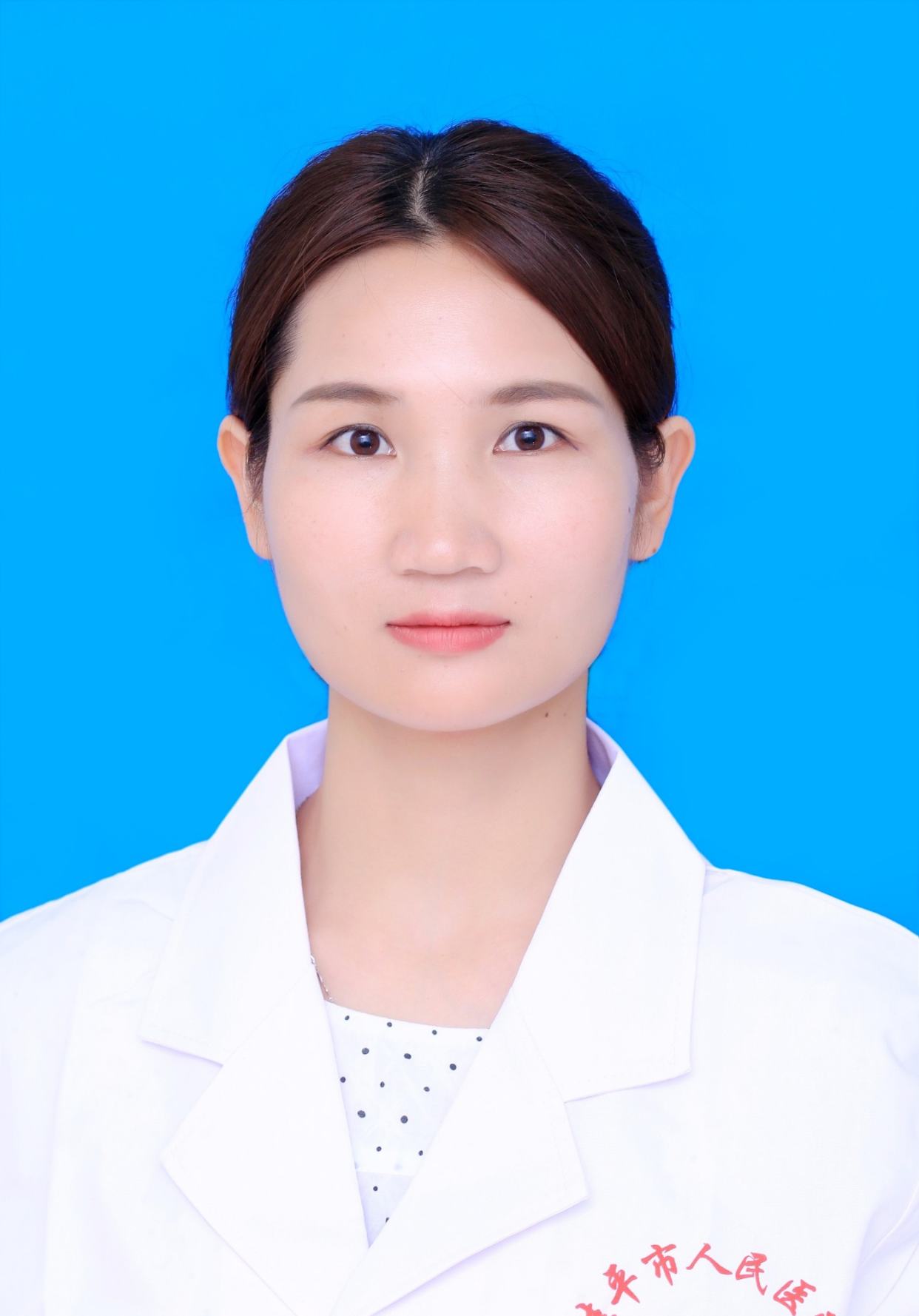 梁小青医生