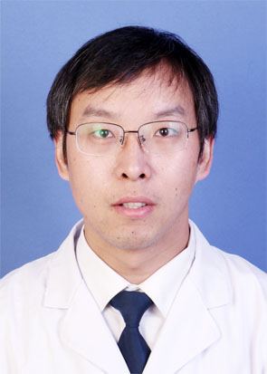 李伟