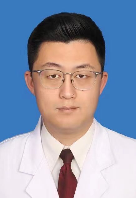 潘伟