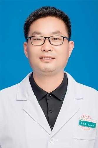 李侍显