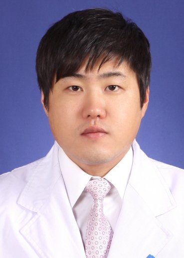 李钢