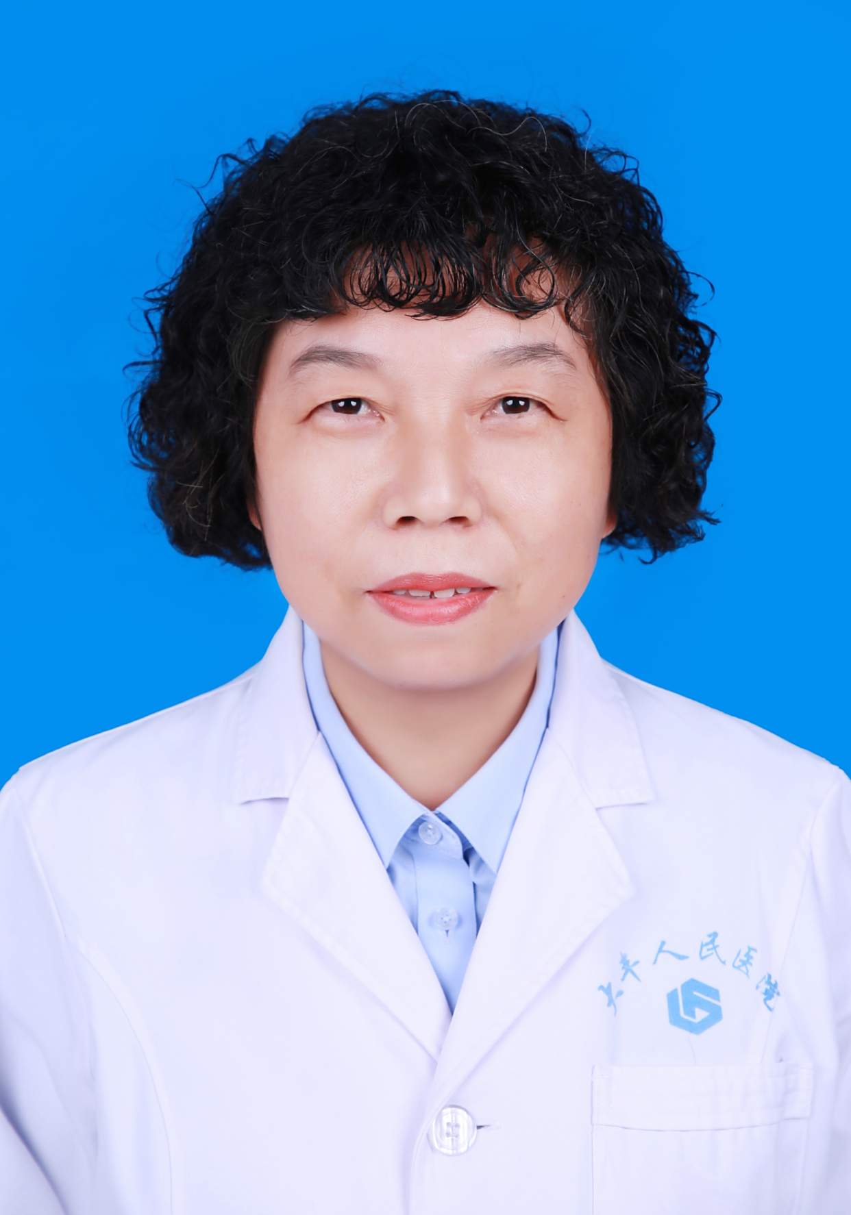 黄玲