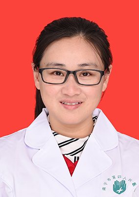 覃莉