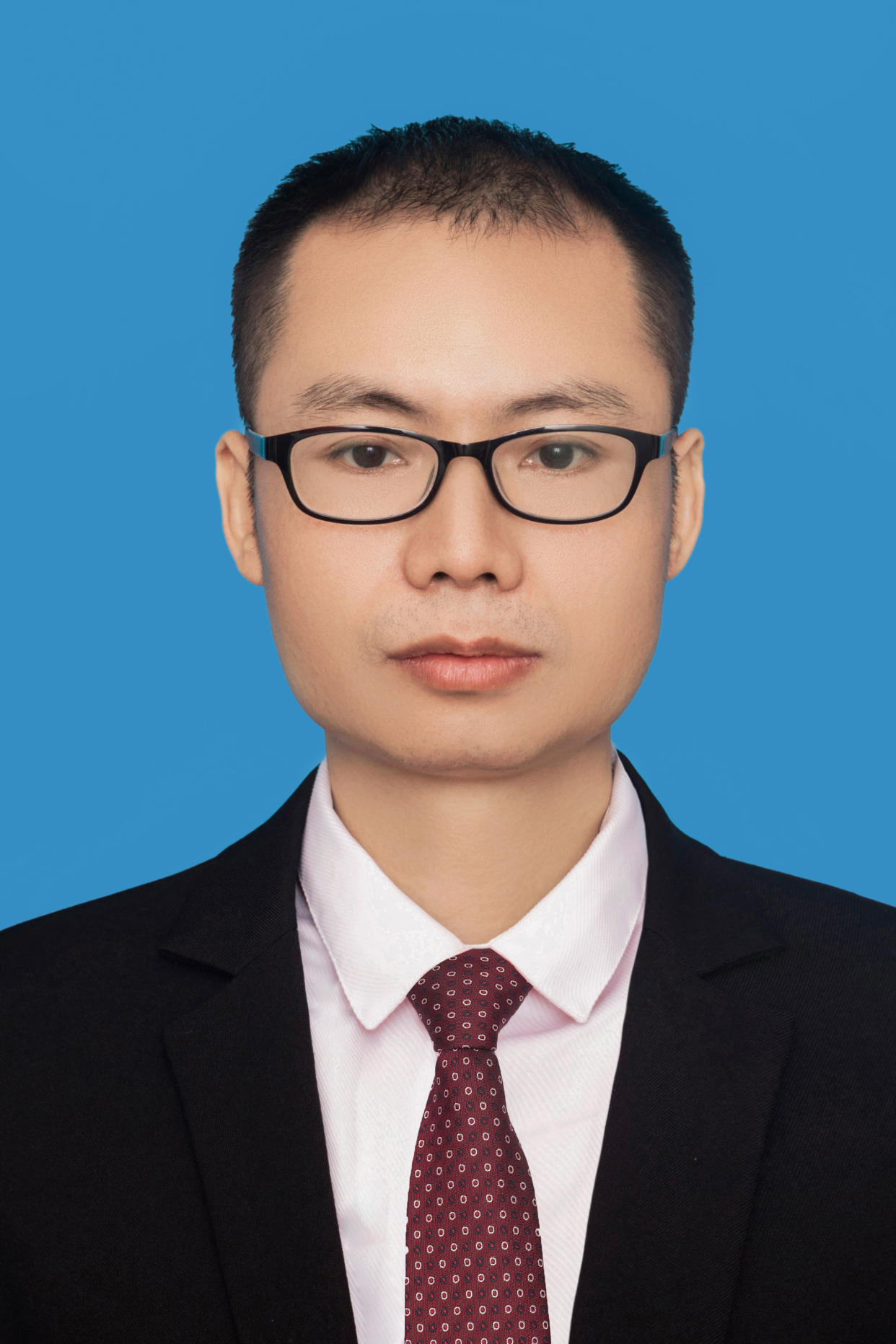 李伟江