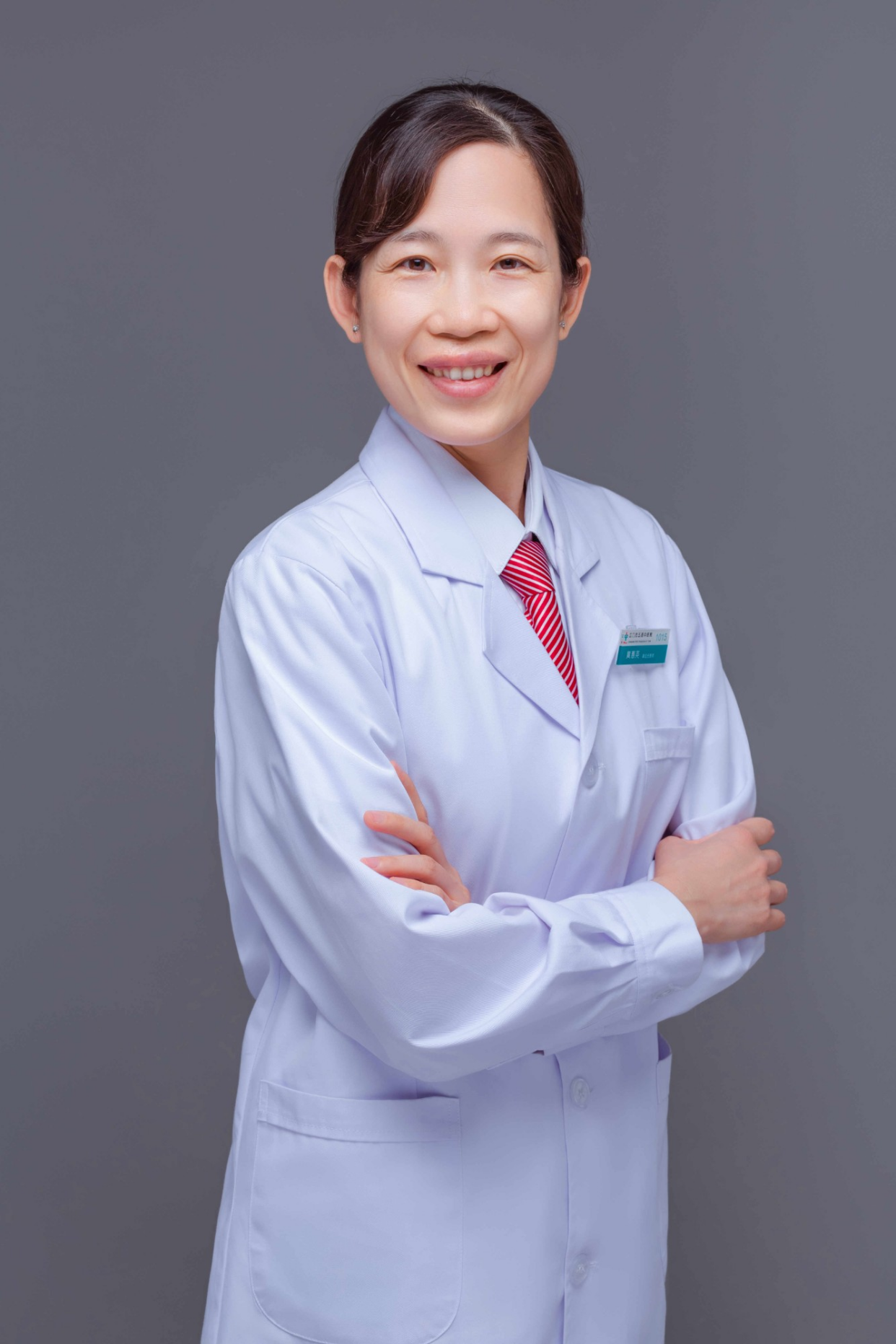 黄惠英