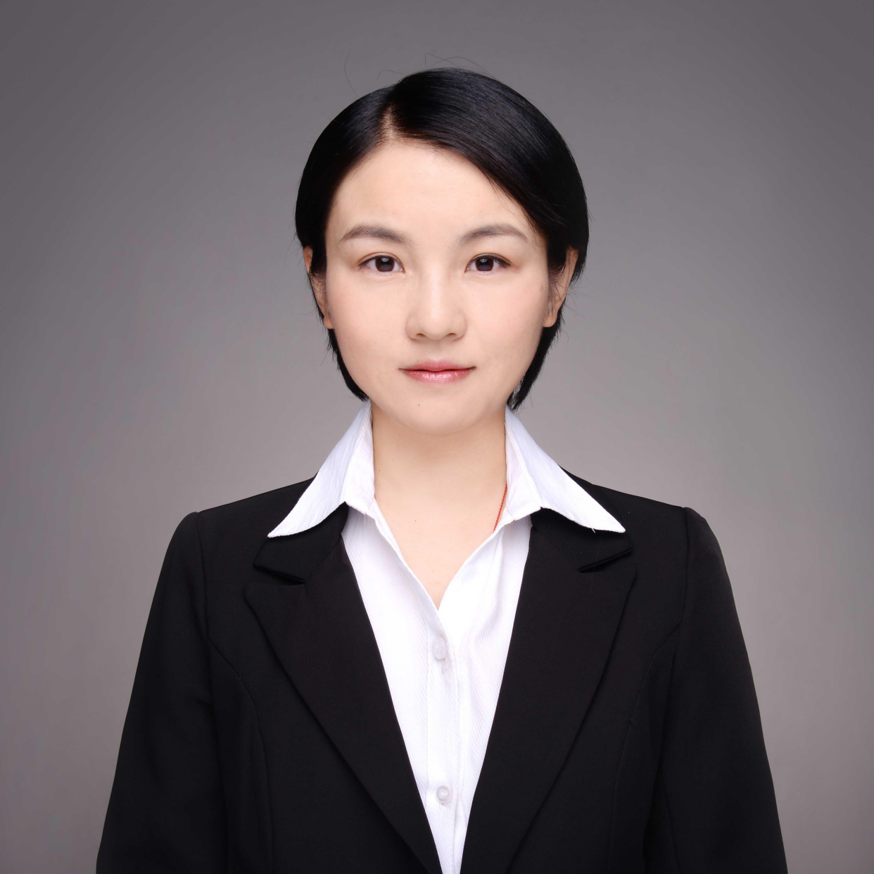 杨静