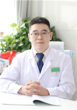 侯定善
