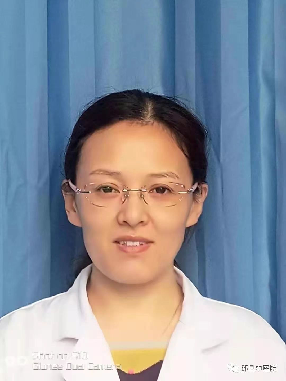 王丽
