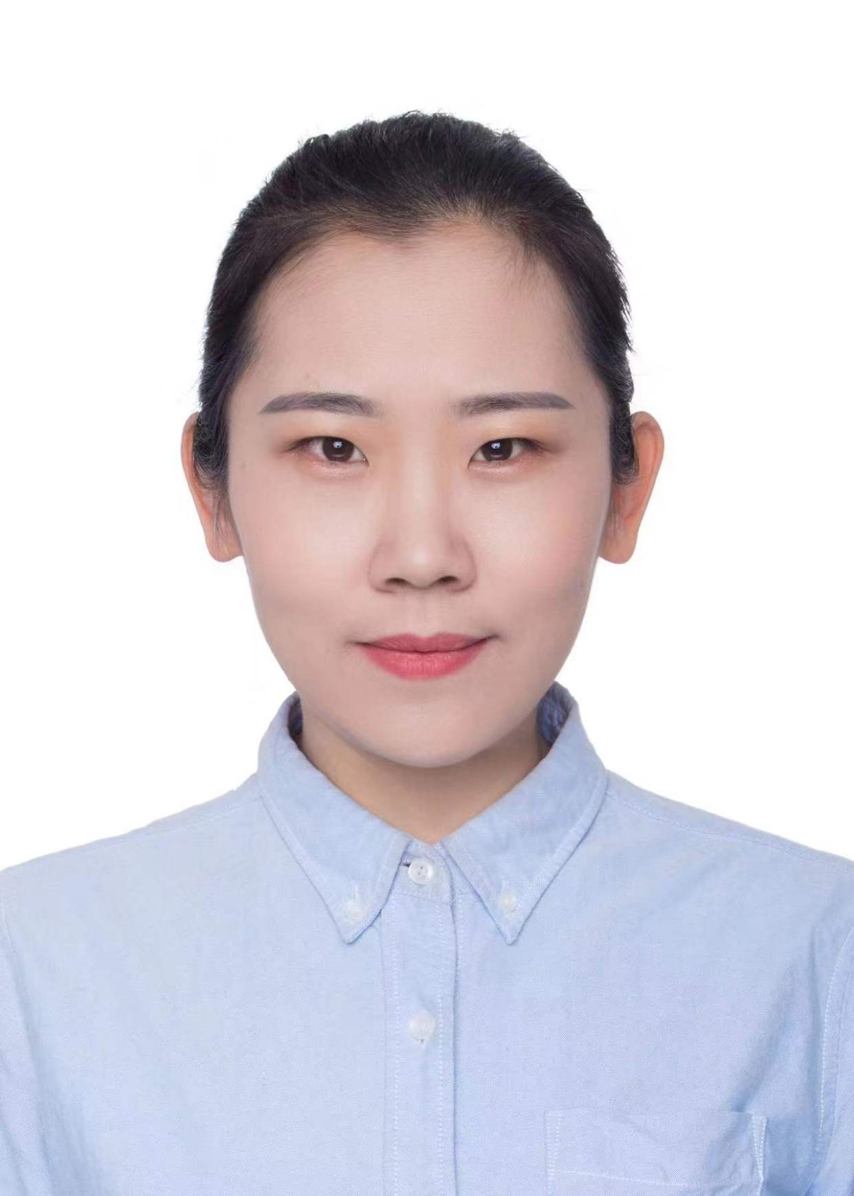 李彤