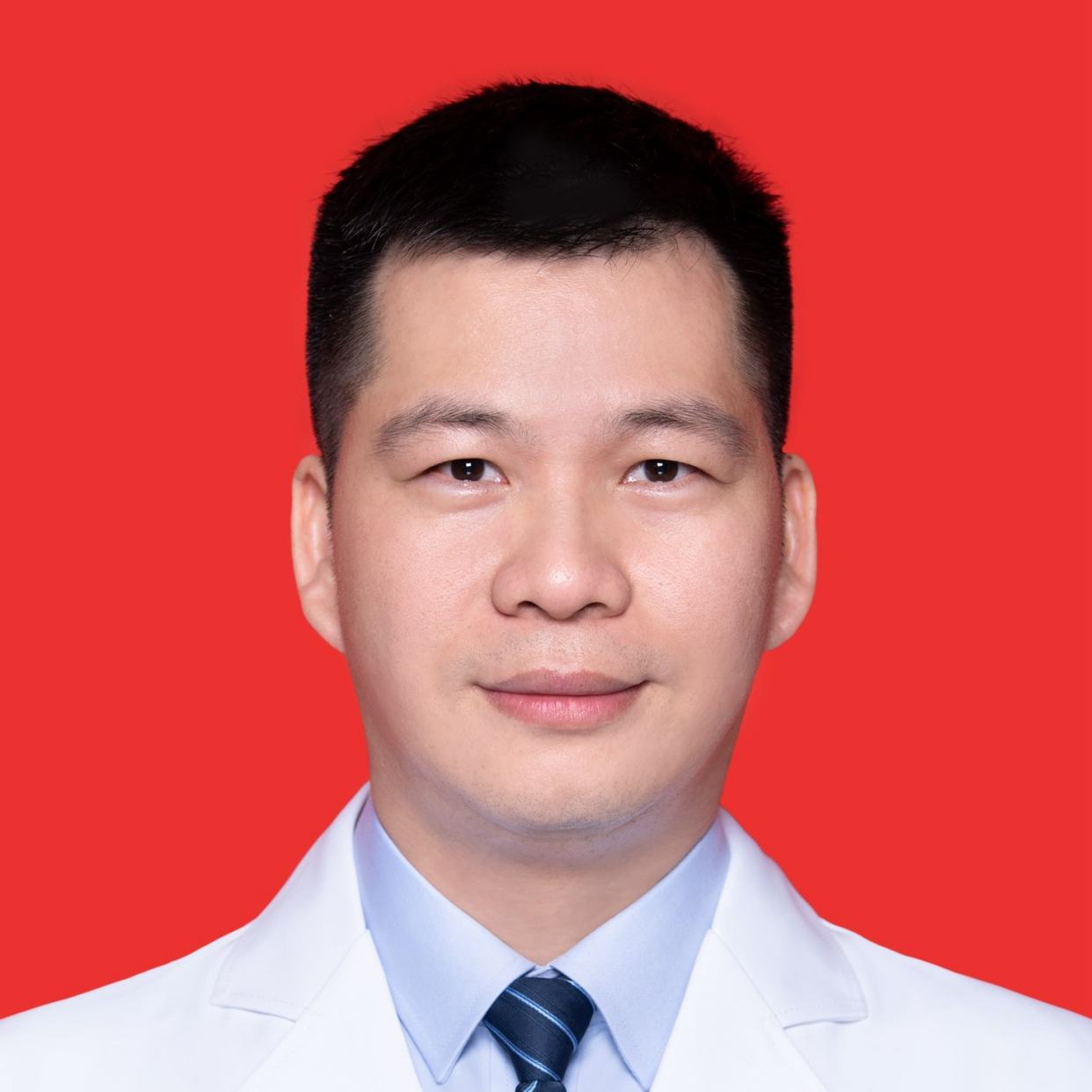 李泰康